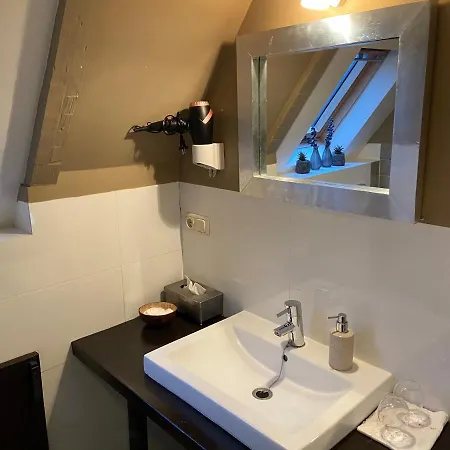 Agapanthus فندق مبيت وإفطار Hoogkarspel